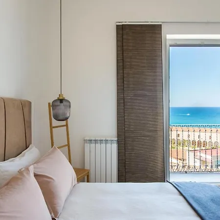 Matteotti 16 - In Apartment *
